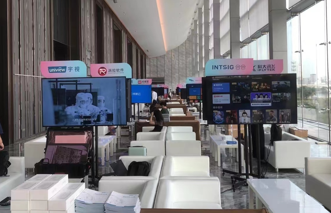 什么樣的32寸電視租賃平臺比較能讓人放心 什么樣的32寸電視租賃平臺比較能讓人放心